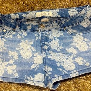 Jalate Jeans size 7 flowered jean shorts